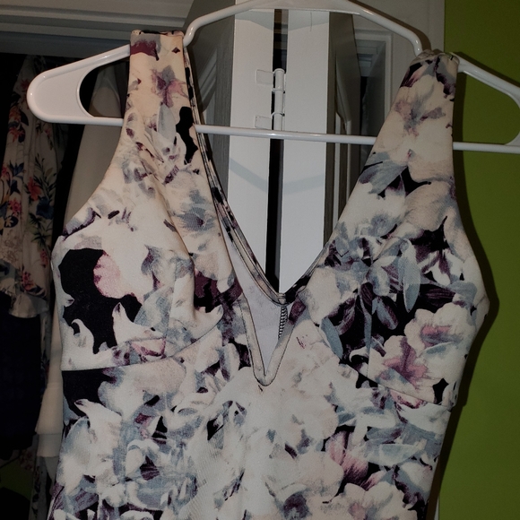 Forever 21 Dresses & Skirts - Forever 21 bodycon dress small NWOT
